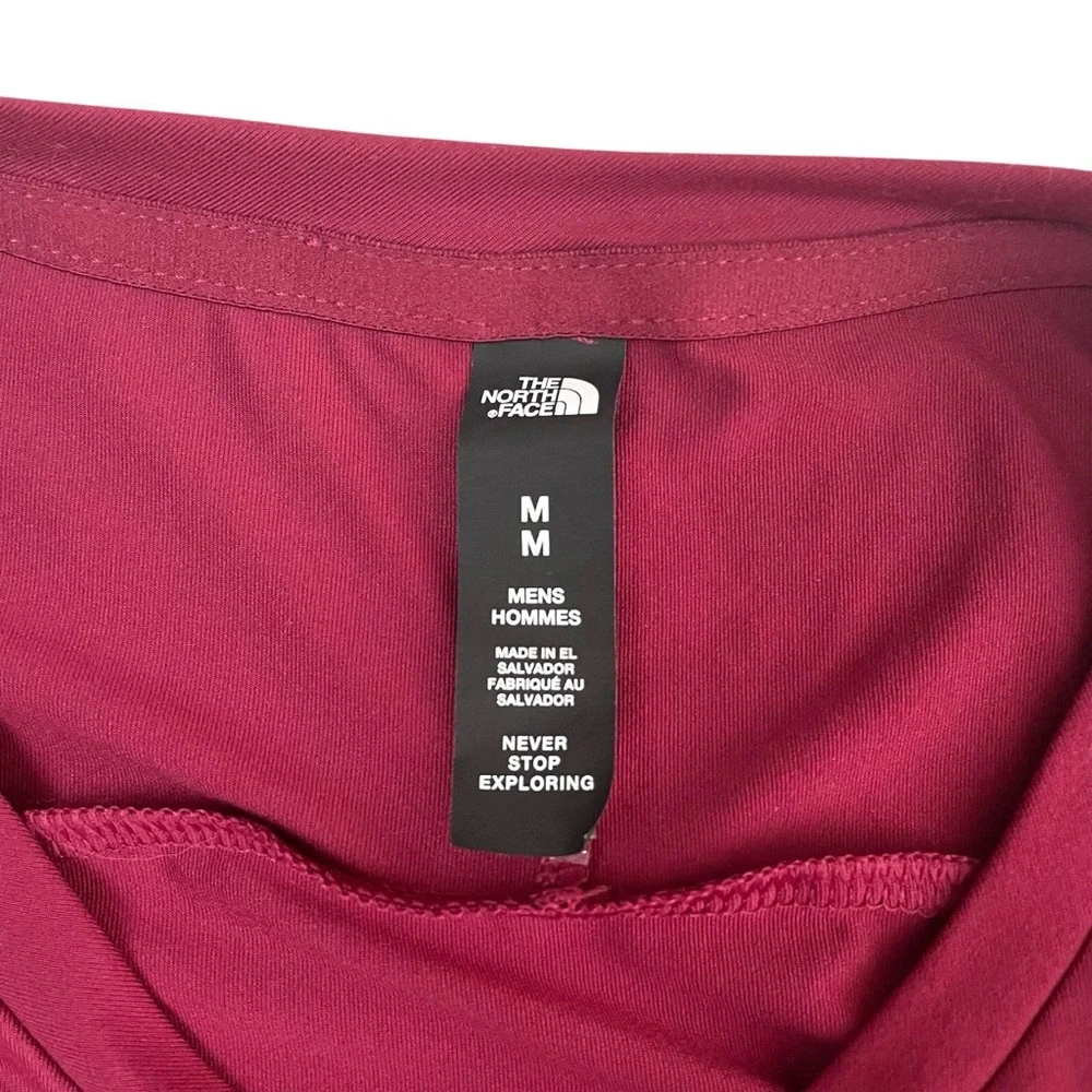 The‎ North Face Flashdry Long Sleeve Crew Shirt Maroon Medium